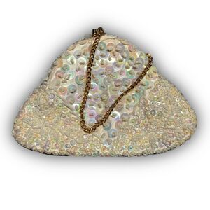 Vintage White Beaded Floral Coin Purse